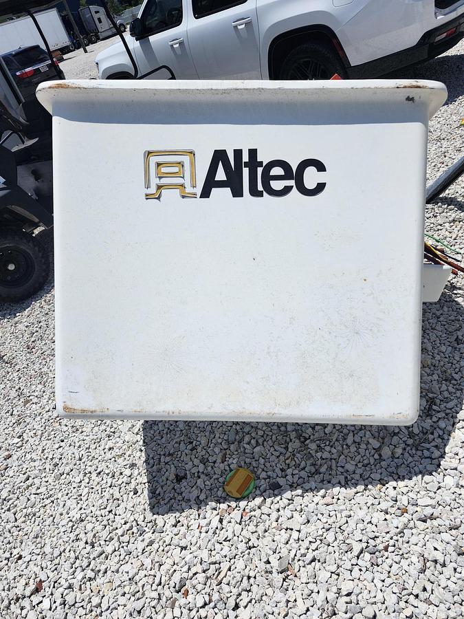 Used Altec 2-Man Bucket Personnel Platform - 2MAN-Bucket