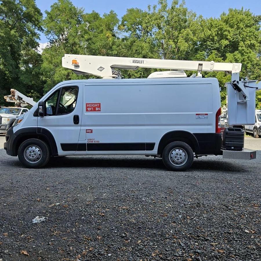 Used Versalift VANTEL29 NE Bucket Van on 2023 RAM 3500 VAN - R57611