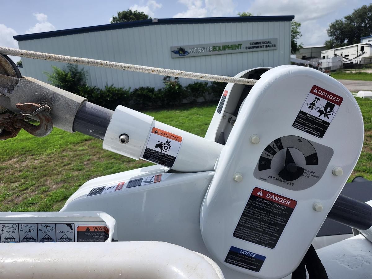 Used Altec AT41M 46ft Insulated Bucket Boom on 2019 F550 4x4 Reg Cab Utility Truck - K25421