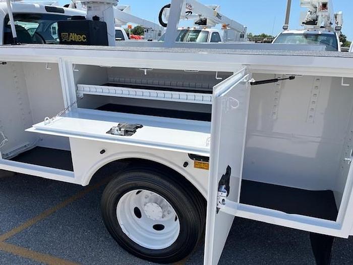 Used Altec AT37G 42ft Bucket Boom on 2016 Ford F550 Reg Cab Utility Truck - C57050