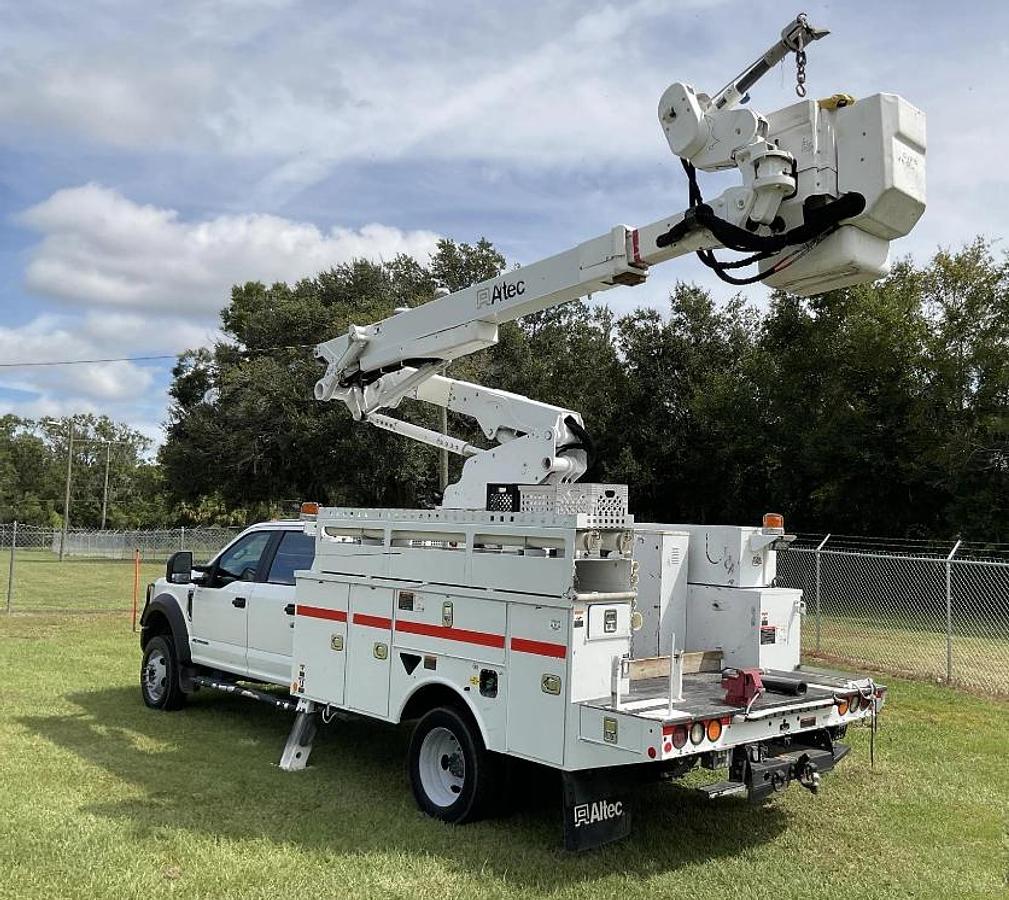 Used Altec AT41M Bucket Boom on 2019 Ford F550 4x4 Crew-Cab Bucket Truck - 96965