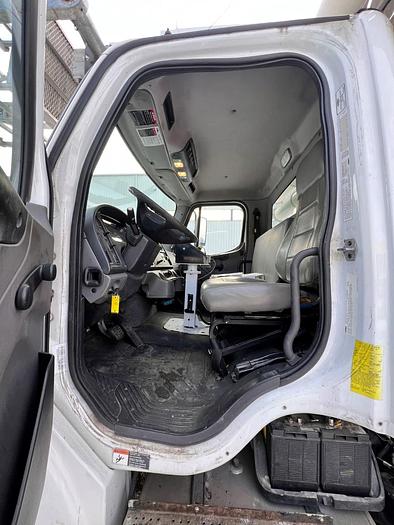 Used Altec AT40C Cable Placer on 2014 Freightliner M2-106 Reg Cab Utility Truck - RS7222