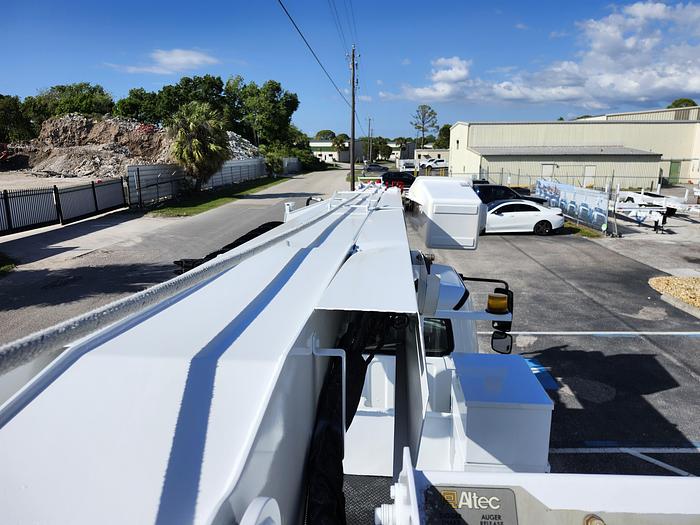 Used Altec DM47-BTR Digger Derrick on 2014 Freightliner M2 106 Reg Cab Utility Truck - L7387