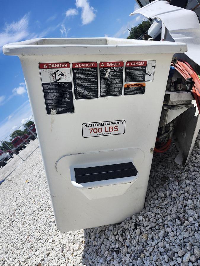 Used Altec 2-Man Bucket Personnel Platform - 2MAN-Bucket