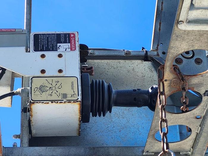 Used Altec T40P Cable Placer on 2018 Ford F750 Reg Cab Utility Truck - 05473