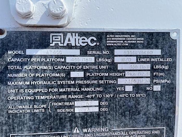 Used Altec AT40G Bucket Boom on 2014 Ford F550 Reg Cab Utility Truck - C70634