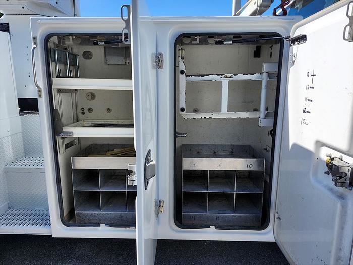 Used Altec T40P Cable Placer on 2018 Ford F750 Reg Cab Utility Truck - 05473