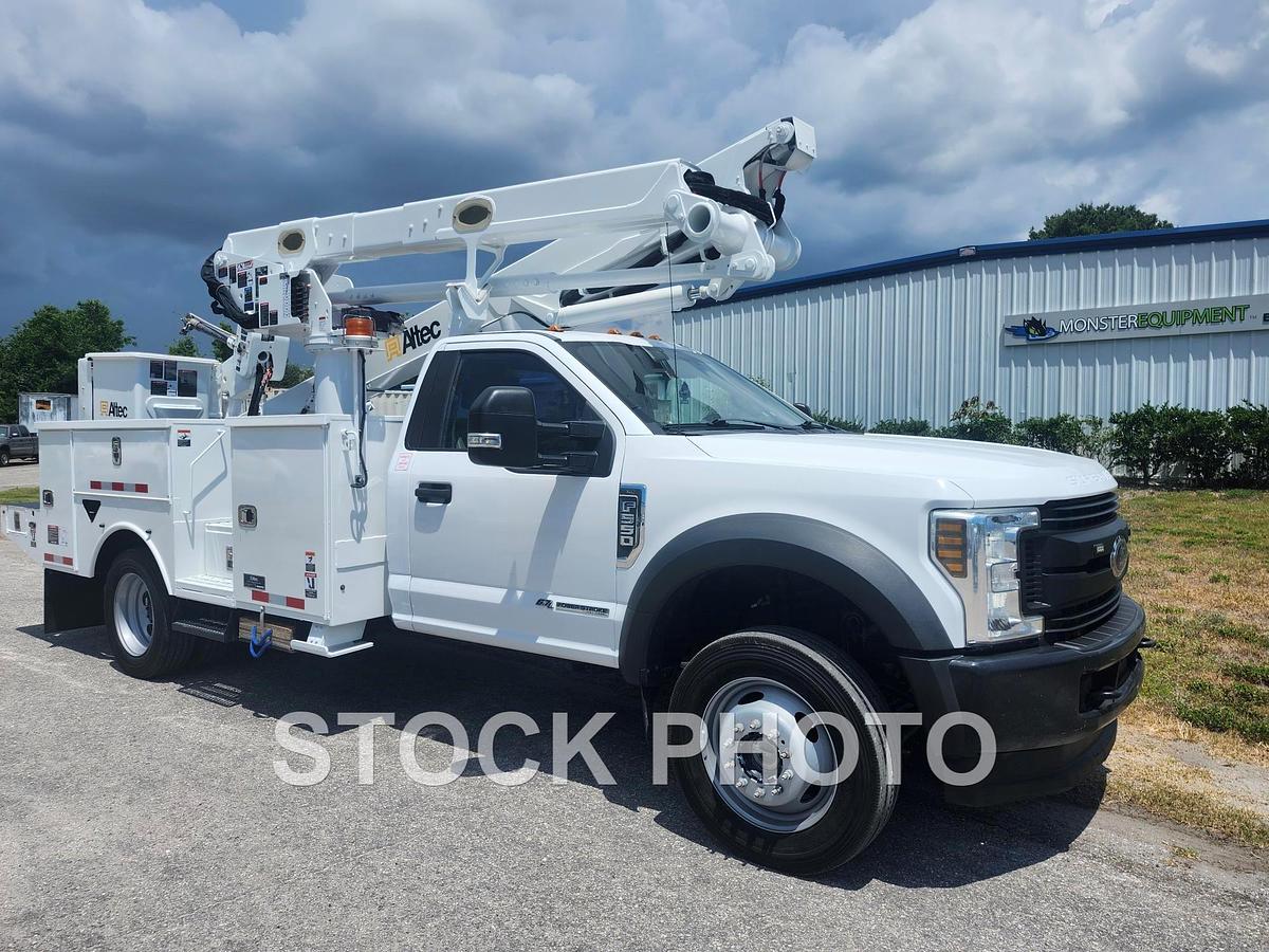 Used Altec AT48MH Bucket Truck on a 2019 Ford F550 4x4 Regular Cab Utility Truck - 15660