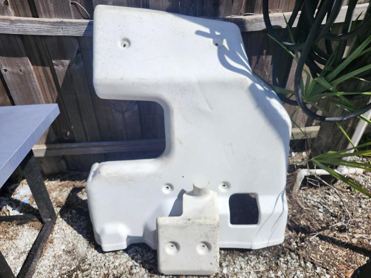 Used Altec Platform Assembly 970107660 - Used - Stock 07660
