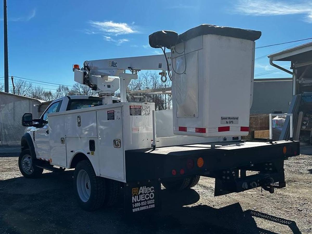Used Altec AT200A Bucket Boom on 2018 Ford F450 Reg Cab Utility Truck - R03369
