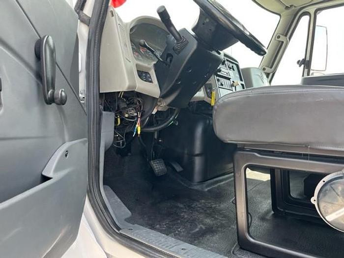 Used Altec DM47-TR Digger Derrec on 2012 International 7300 4x4 Reg Cab Utility Truck – C52937