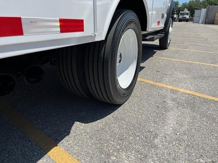 Used Altec AT37G 42ft Bucket Boom on 2016 Ford F550 Reg Cab Utility Truck - C57050