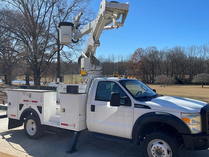 Used Versalift VST40I on 2012 Ford F550 Reg Cab Utility - M14603