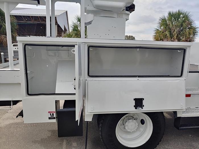 Used Altec AM55-MH Over Center Bucket Boom on 2014 Freightliner M2 106 4x4 Utility Truck - W9313