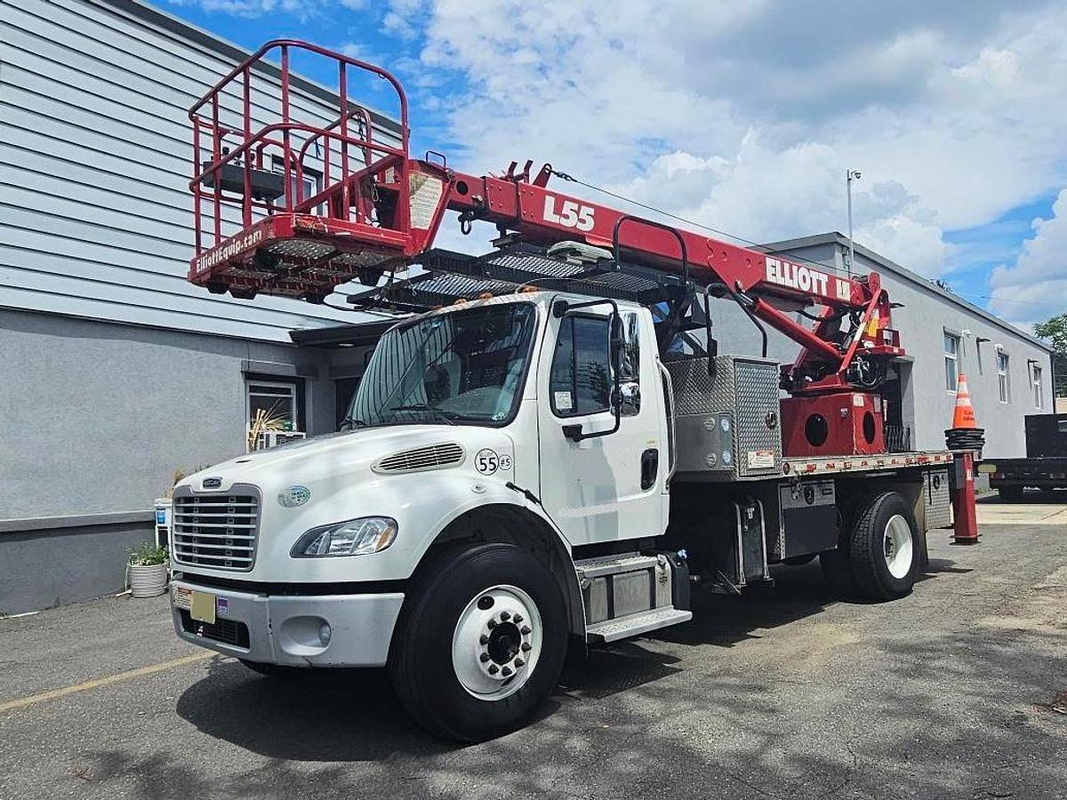 Used Elliott L55R Sign Crane on 2019 Freightliner M2-106 Reg Cab Flatbed Truck - MM6930