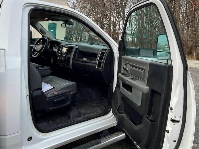 Used Versalift VST-50TN 2019 Ram W5500 Sign Truck - R43889