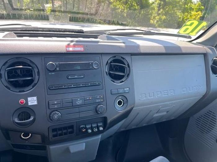 Used Altec AT40G 45ft Bucket Boom on 2016 Ford F550 Reg Cab Utility Truck - C03924