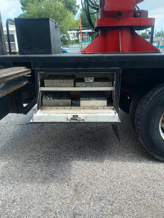 Used 2009 Ford F750 Wilkie 65XRB Sign Crane Truck – M35710