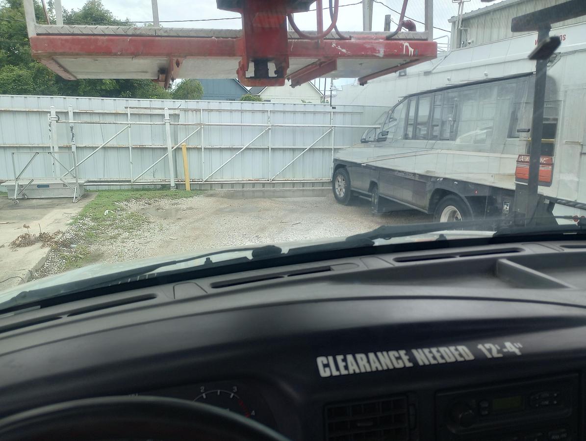 Used 2009 Ford F750 Wilkie 65XRB Sign Crane Truck – M35710