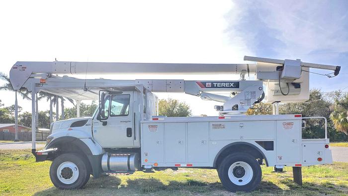 Used Terex 5TC-55 Bucket Boom on 2014 International 7300 Reg Cab Utility Truck - F92771