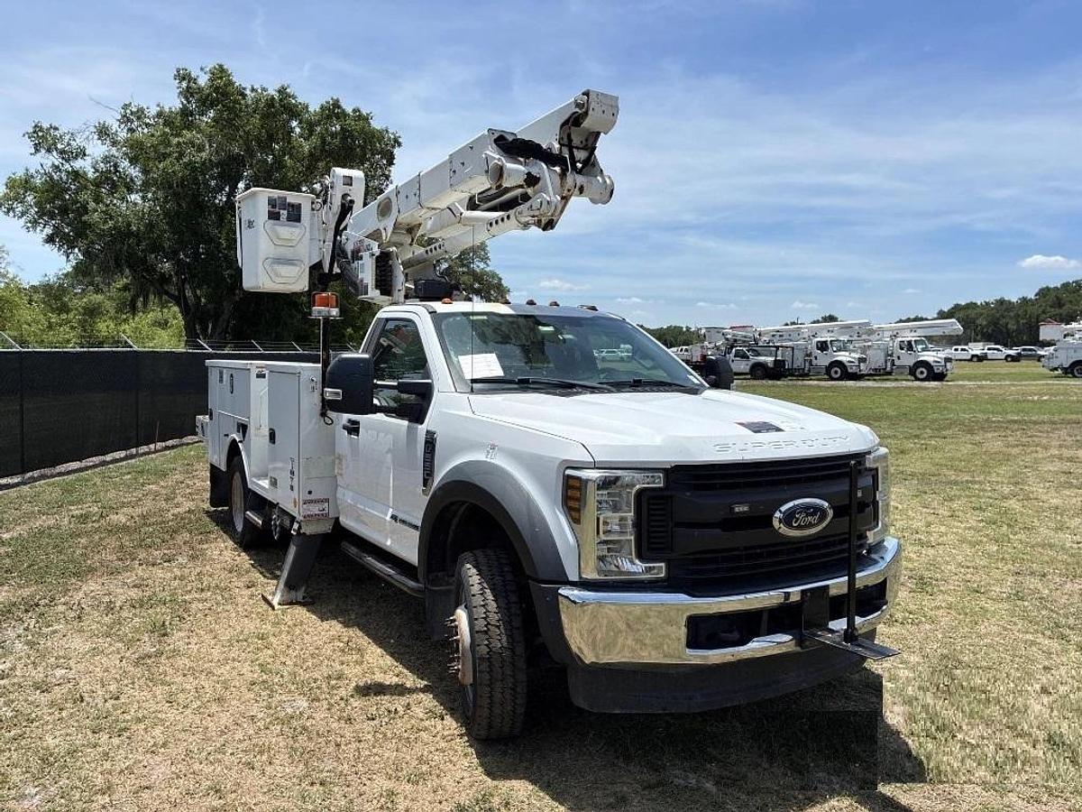 Used Altec AT41M 46ft Bucket Boom on 2019 F550 4x4 Reg Cab Utility Truck - 25421