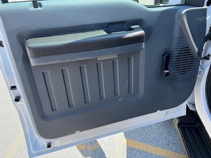 Used Altec AT37G 42ft Bucket Boom on 2016 Ford F550 Reg Cab Utility Truck - C57050