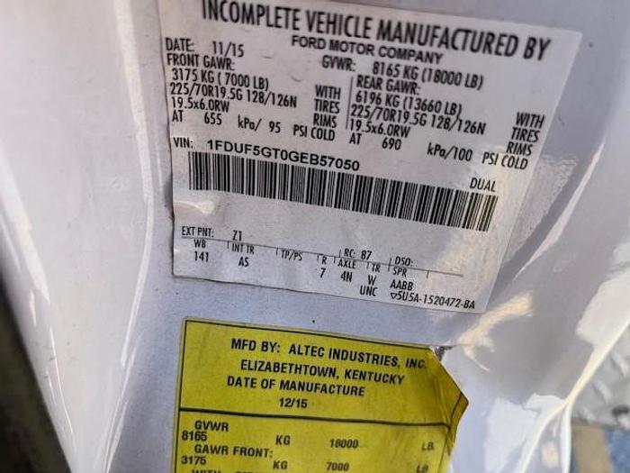 Used Altec AT37G 42ft Bucket Boom on 2016 Ford F550 Reg Cab Utility Truck - C57050