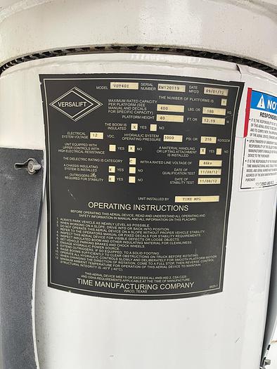 Used Versalift VST40I on 2012 Ford F550 Reg Cab Utility - M14603