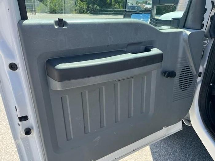 Used Altec AT40G 45ft Bucket Boom on 2016 Ford F550 Reg Cab Utility Truck - C03924