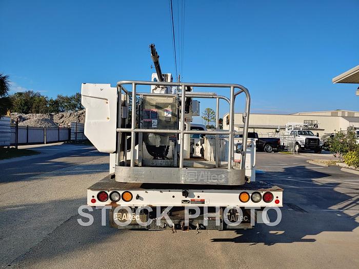 Used Altec AT40S Bucket Boom on 2016 Ford F550 Reg Cab Utility Truck - 72785