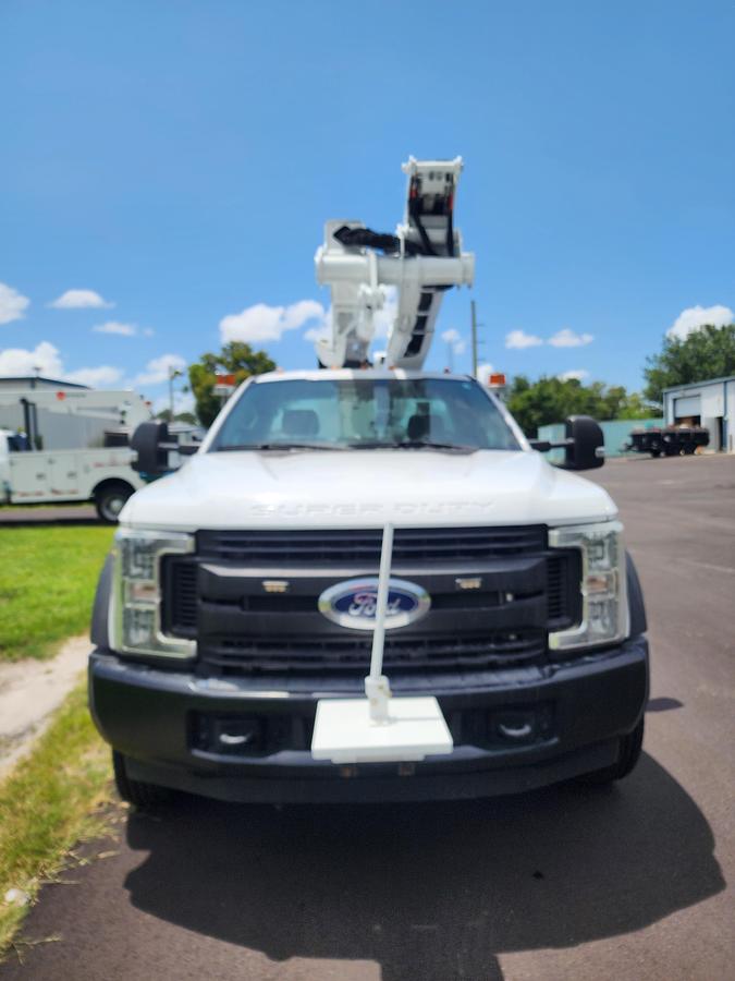Used 2019 Altec AT48M Bucket Boom on a 2019 Ford F550 4x4 Regular Cab Utility Truck - P10412