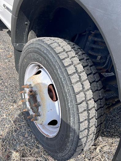 Used Altec AT41M Bucket Boom on 2019 Ford F550 4x4 Reg Cab Utility Truck - M03357