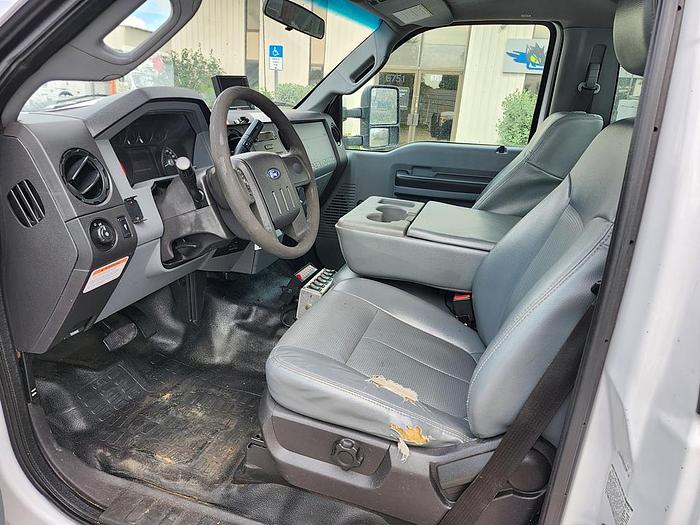 Used Altec AT40-MH Bucket Boom on 2015 Ford F550 Regular Cab Utility Truck - H21805