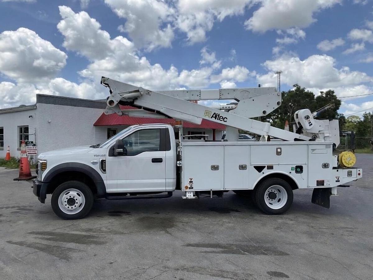 Used 2019 Altec AT48M Bucket Boom on a 2019 Ford F550 4x4 Regular Cab Utility Truck - C10412