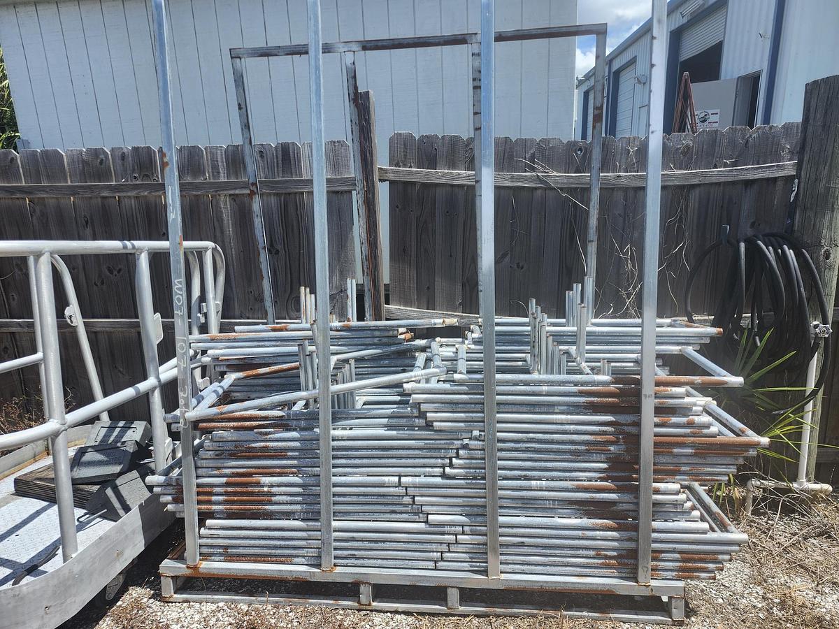 Site Fence (77) 6ft tall x 12' Long Galvanized Chain Link Fence 924 Linear feet - 010535