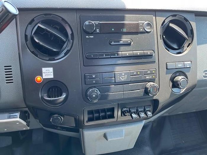 Used Altec AT37G 42ft Bucket Boom on 2016 Ford F550 Reg Cab Utility Truck - C57050