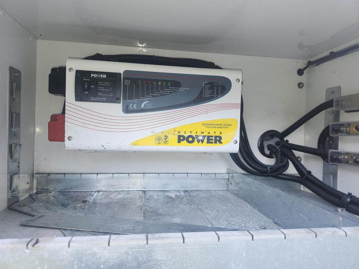 Used Posi-Plus 700-40 34 ft on 2022 Ram 5500 4x2 Cable Placer Bucket Truck - 38321