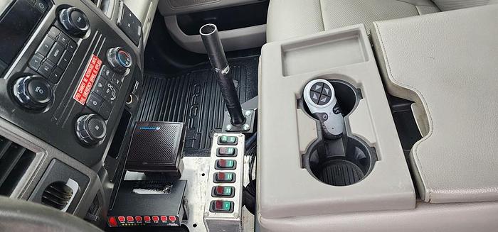 Used Altec AT41M Bucket Boom on 2018 Ford F550 Reg Cab Utility Truck - 99941