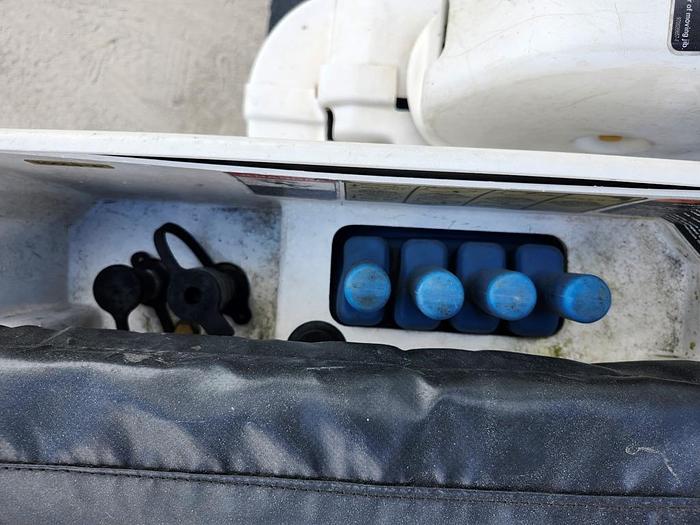 Used Altec AT41M 46ft Bucket Boom on 2018 F550 4x4 Reg Cab Utility Truck - 03899