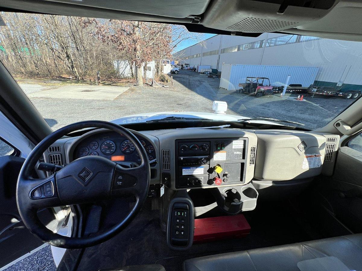 Used Altec AA55-MH Bucket Boom on 2018 International 4300 Reg Cab Utility Truck - R11468