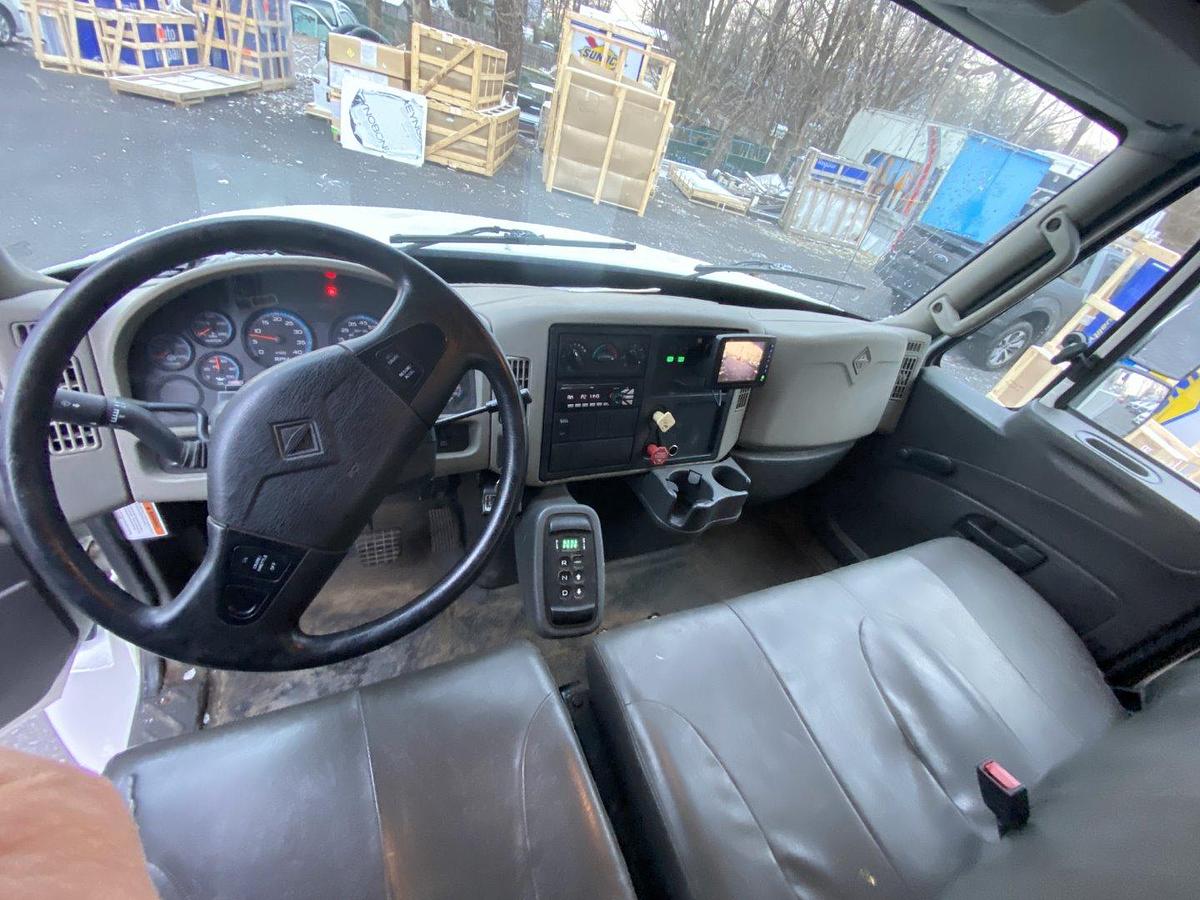 Used Altec DC47-TR Digger Derrick on 2014 International 4300 Reg Cab Utility Truck - R80826