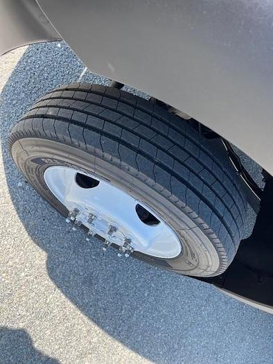 Used Altec AT40G Bucket Boom on 2014 Ford F550 Reg Cab Utility Truck - C70634