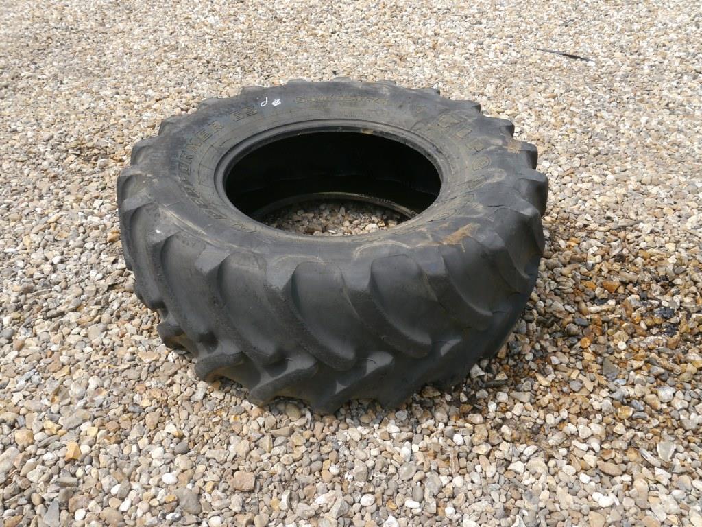 Used Firestone 540/65 R28 Tyre