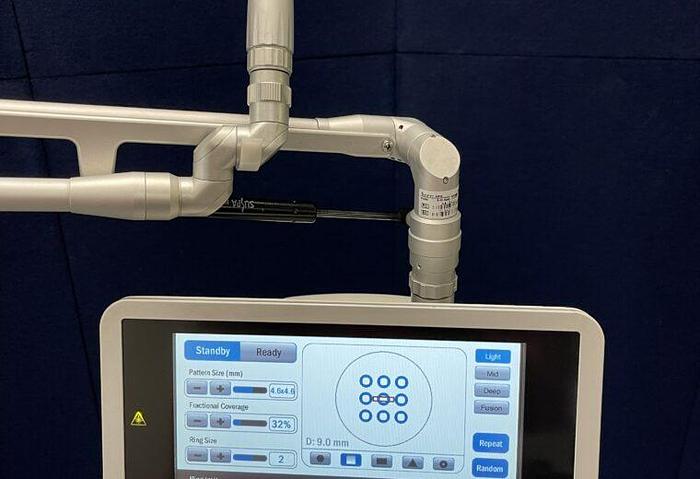 Used CANDELA / Syneron Co2RE Laser – Co2