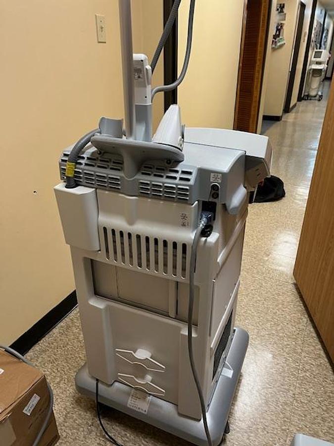 Used Cynosure Vectus Laser Hair Removal