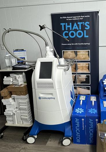 Used 2021 CoolSculpting with 4 hand piecesKey Features: