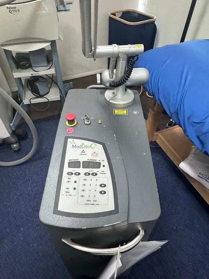 Used Medlite C6 Tattoo Removal