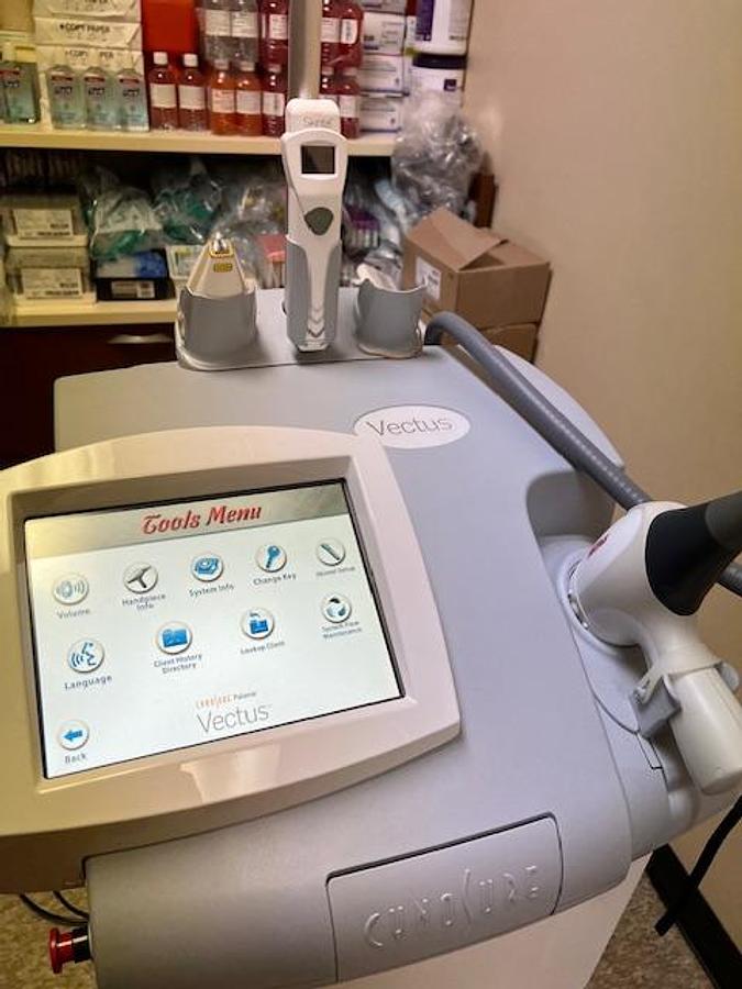 Used Cynosure Vectus Laser Hair Removal