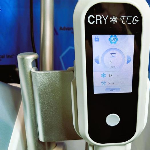 Used Cry-Tec Fat Freezing Machine with 4 handpieces No Cards Needed