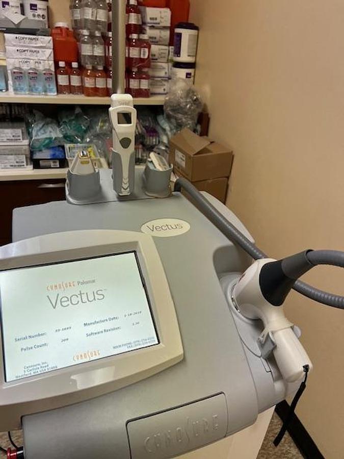 Used Cynosure Vectus Laser Hair Removal